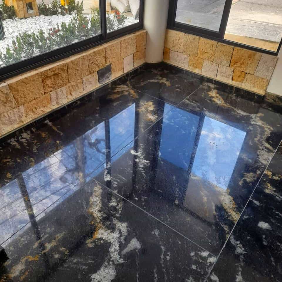 Enchape de pisos - El palacio de mármol
